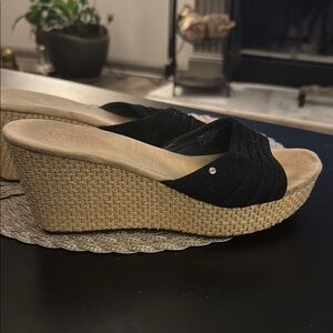 UGG Black and Tan Wedge Sandals